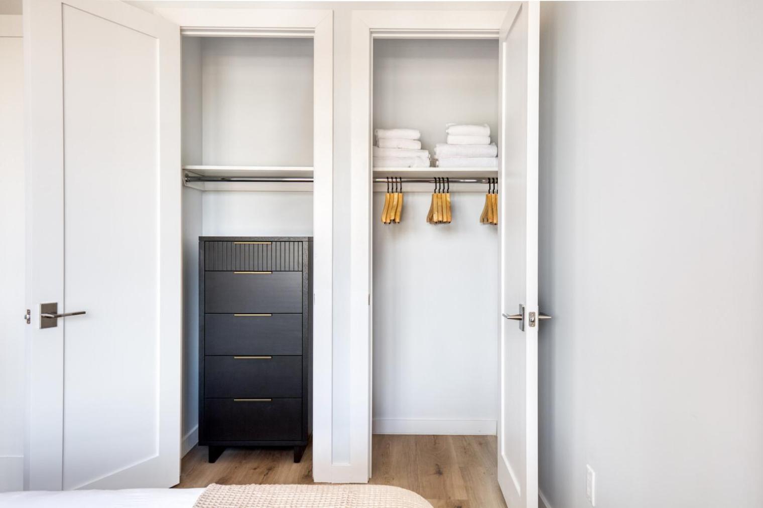 Dumbo 2br W Wd Roof Gym Nr Timeout Building Nyc-960 * New York