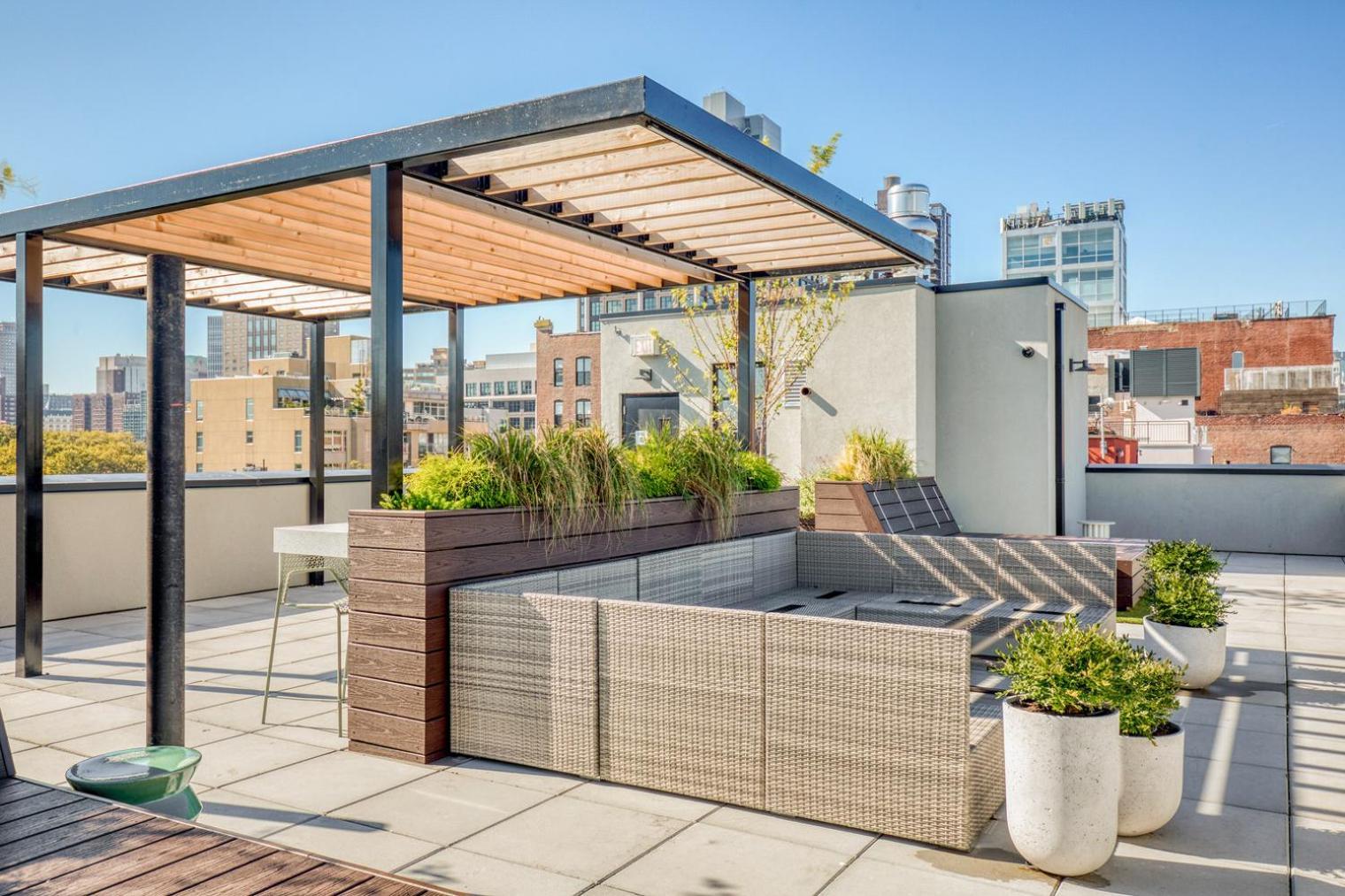 Dumbo 2br W Wd Roof Gym Nr Timeout Building Nyc-960 *